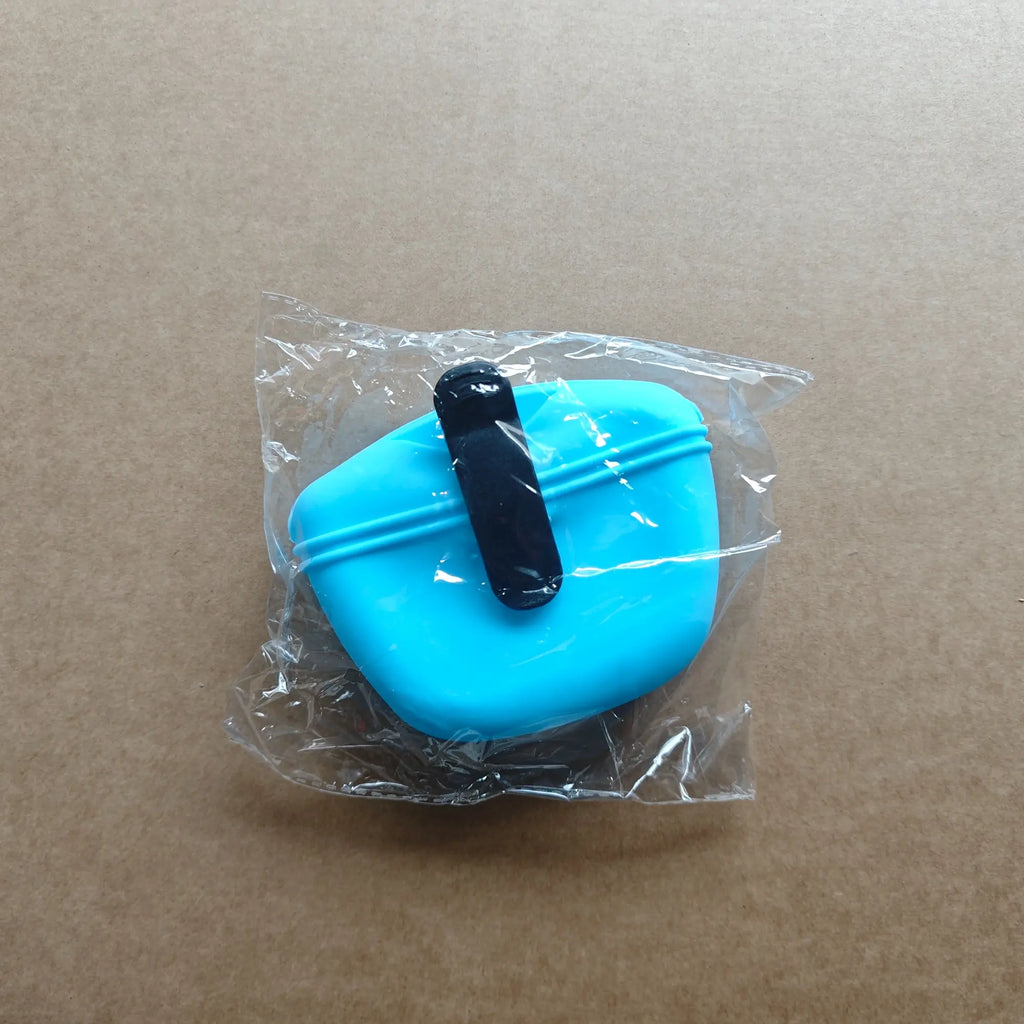 Cudavo Hands-Free Silicone Treat Pouch